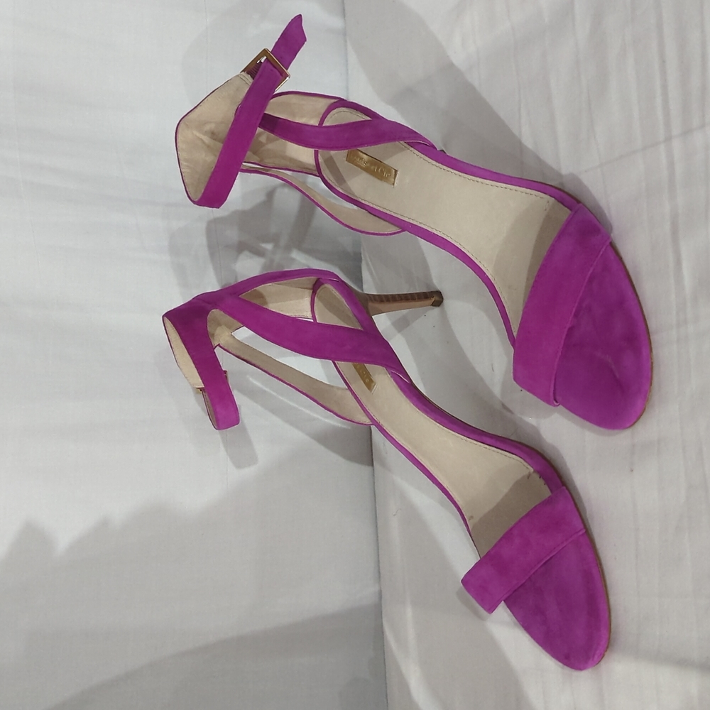 Nordstrom Fushia Suede Sandal
